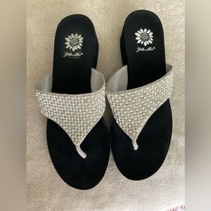 Beautiful Yellow Box sandals